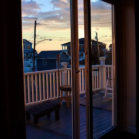 Cozy East Haven Apartment - Walk To Beach! Extérieur photo