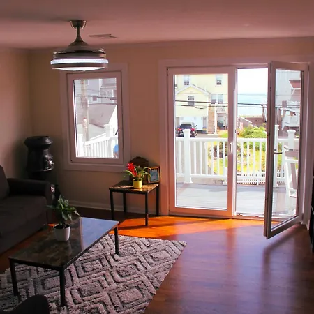 Cozy East Haven Apartment - Walk To Beach! Extérieur photo